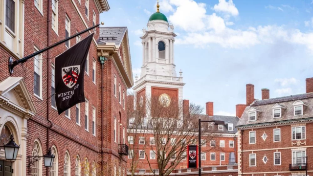 Simak 6 Alasan Mengapa Harvard University Menjadi Kampus Terbaik di Dunia Sampai Sekarang